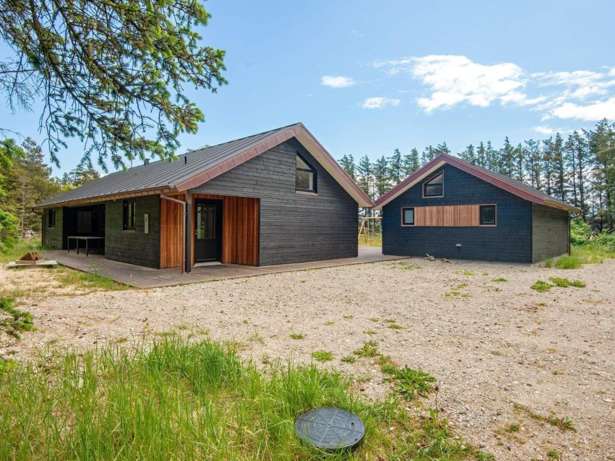 14 Person Holiday Home In L Kken Lokken Exterior photo