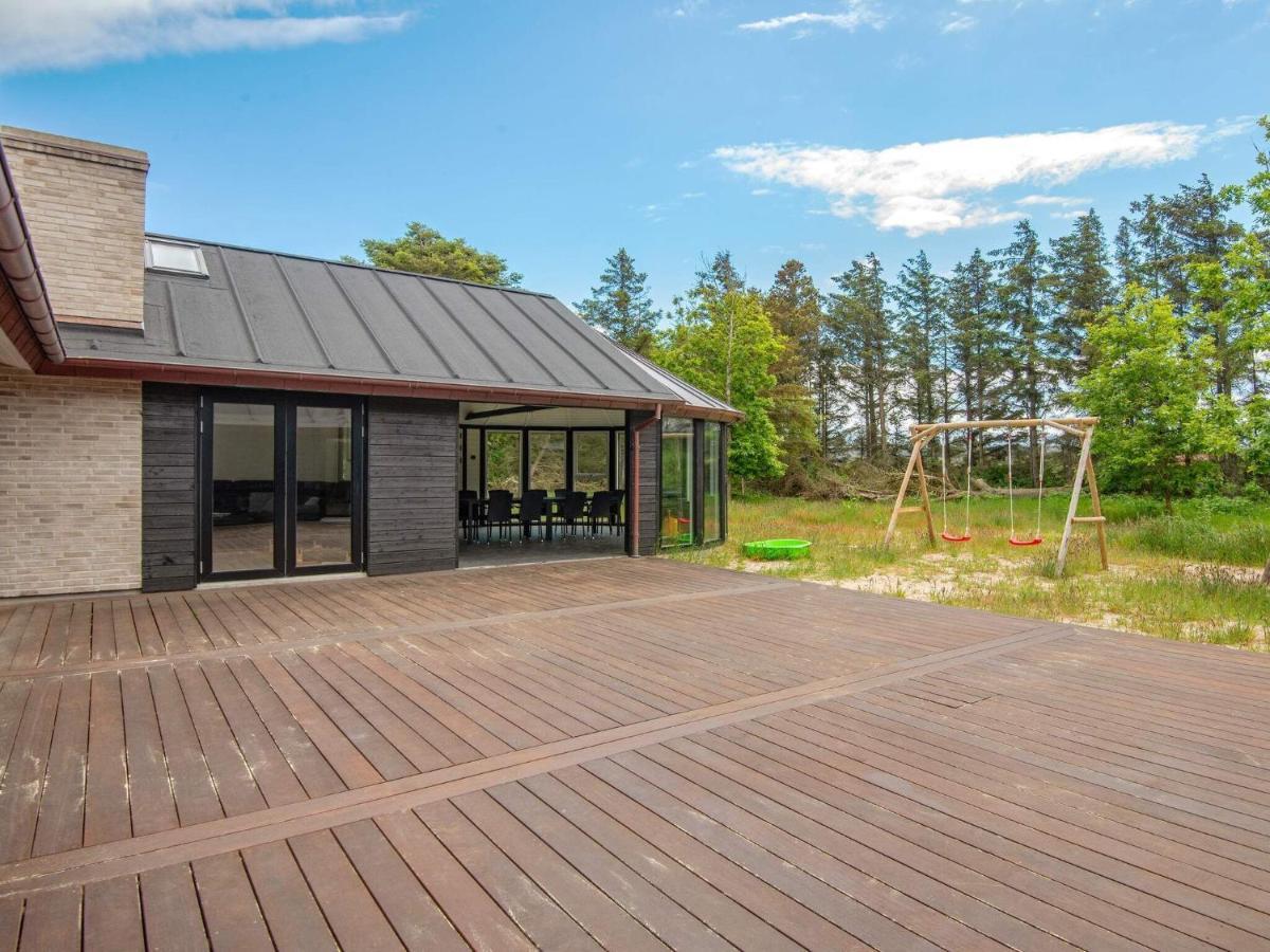 14 Person Holiday Home In L Kken Lokken Exterior photo